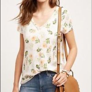 Anthropologie t.la floral v-neck tee, S
